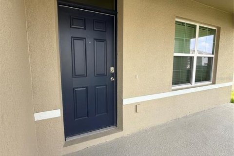 House in Haines City, Florida 5 bedrooms, 241.64 sq.m. № 1841810 - photo 30
