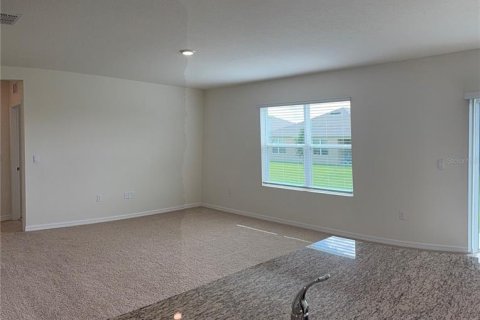 House in Haines City, Florida 5 bedrooms, 241.64 sq.m. № 1841810 - photo 19