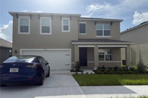 House in Haines City, Florida 5 bedrooms, 241.64 sq.m. № 1841810 - photo 28