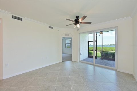 Condo in Bradenton, Florida, 3 bedrooms  № 1812665 - photo 11