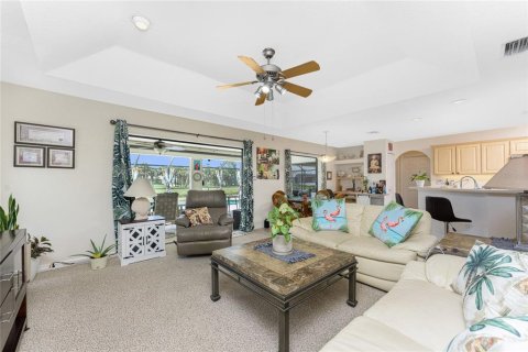 House in Rotonda, Florida 3 bedrooms, 161.93 sq.m. № 1780635 - photo 13