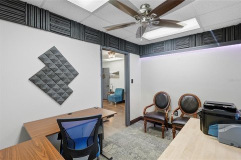 Commercial property in Clearwater, Florida 377 sq.m. № 2393518 - photo 27