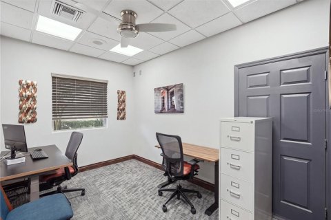Commercial property in Clearwater, Florida 377 sq.m. № 2393518 - photo 15