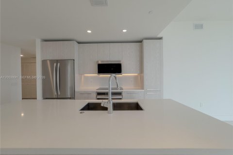 Condominio en venta en Sunrise, Florida, 3 dormitorios № 2182284 - foto 15