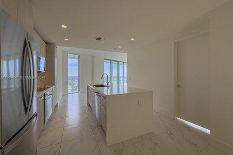 Condominio en venta en Sunrise, Florida, 3 dormitorios № 2182284 - foto 13