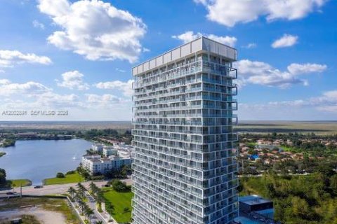 Condominio en Sunrise, Florida, 3 dormitorios  № 2182284