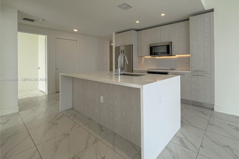 Condominio en venta en Sunrise, Florida, 3 dormitorios № 2182284 - foto 16
