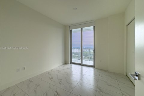 Condominio en venta en Sunrise, Florida, 3 dormitorios № 2182284 - foto 26
