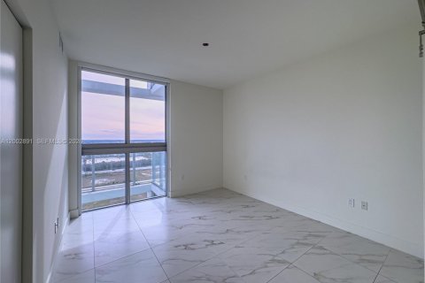 Condominio en venta en Sunrise, Florida, 3 dormitorios № 2182284 - foto 30
