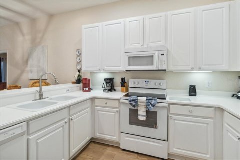Condo in Davenport, Florida, 3 bedrooms  № 1733094 - photo 6