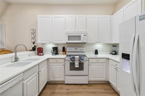 Condo in Davenport, Florida, 3 bedrooms  № 1733094 - photo 5