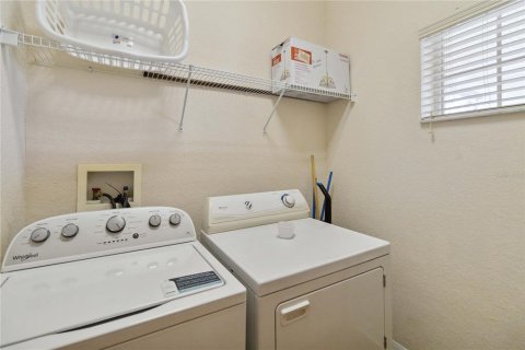 Condo in Davenport, Florida, 3 bedrooms  № 1733094 - photo 29