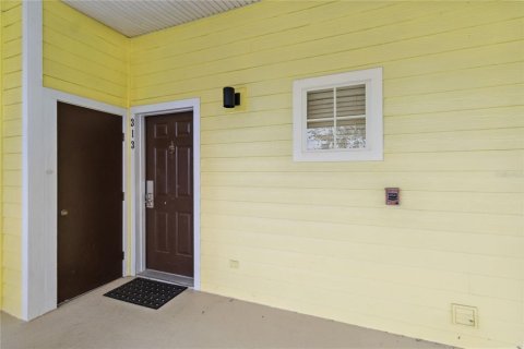 Condo in Davenport, Florida, 3 bedrooms  № 1733094 - photo 2