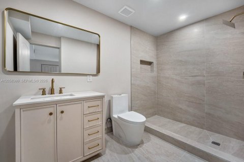 Villa ou maison à vendre à Miami, Floride: 3 chambres, 180.42 m2 № 2176480 - photo 15