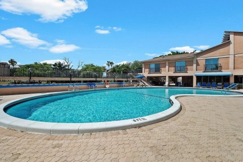 Condominio en venta en Margate, Florida, 2 dormitorios, 103.12 m2 № 1936049 - foto 8