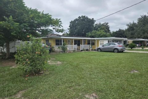Villa ou maison à vendre à Orlando, Floride: 4 chambres, 112.5 m2 № 2121347 - photo 3