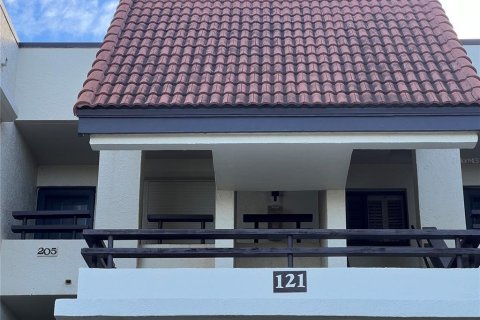 Снять в аренду кондоминиум в Сент-Питерсберг, Флорида 3 комнаты, 113.34м2, № 1871100 - фото 4