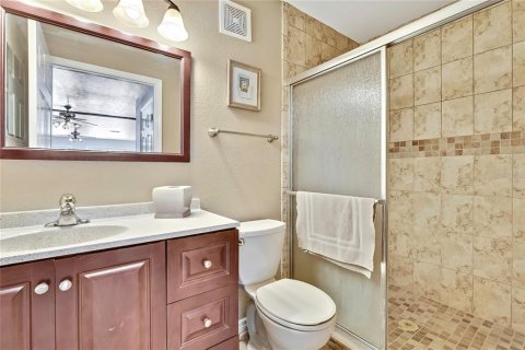 Купить виллу или дом в Нью-Порт-Ричи, Флорида 10 комнат, 311.78м2, № 1721395 - фото 9