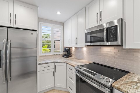 Condo in Jupiter, Florida, 2 bedrooms № 2153691 - photo 16
