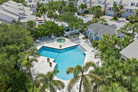 Condo in Jupiter, Florida, 2 bedrooms № 2153691 - photo 13