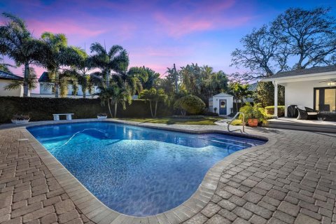 Villa ou maison à vendre à Saint Petersburg, Floride: 3 chambres, 241.36 m2 № 1535008 - photo 4