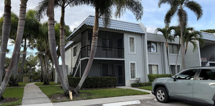 Condominio en Weston, Florida, 2 dormitorios  № 1969921
