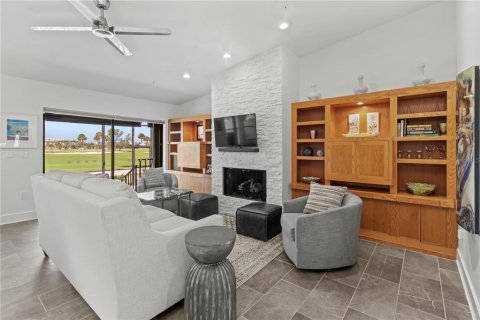 House in Longboat Key, Florida 3 bedrooms, 231.05 sq.m. № 1854084 - photo 18