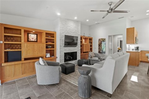 House in Longboat Key, Florida 3 bedrooms, 231.05 sq.m. № 1854084 - photo 17
