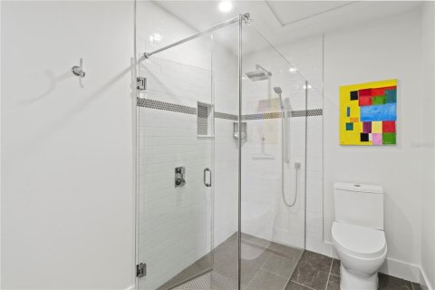 House in Longboat Key, Florida 3 bedrooms, 231.05 sq.m. № 1854084 - photo 13