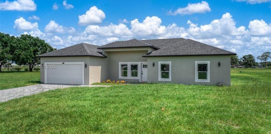 Дом в Себринг, Флорида 6 комнат № 1987838