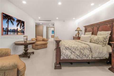 Condo in Aventura, Florida, 3 bedrooms  № 1926393 - photo 24