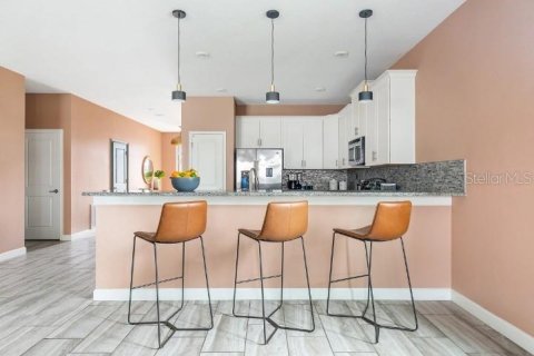 Villa ou maison à vendre à Davenport, Floride: 8 chambres, 363.15 m2 № 1718304 - photo 5