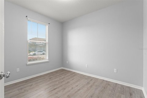 Townhouse in ISLES OF LAKE NONA in Orlando, Florida 4 bedrooms, 168.06 sq.m. № 2391553 - photo 6