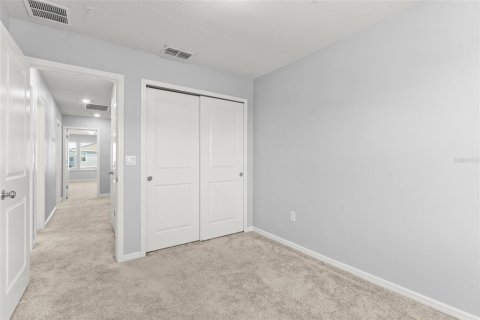 Townhouse in ISLES OF LAKE NONA in Orlando, Florida 4 bedrooms, 168.06 sq.m. № 2391553 - photo 23