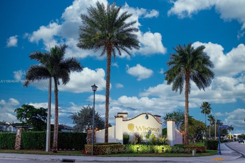 Adosado en venta en Doral, Florida, 3 dormitorios, 157 m2 № 2026044 - foto 2