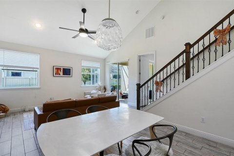 Adosado en venta en Sarasota, Florida, 3 dormitorios, 182.27 m2 № 2195300 - foto 8
