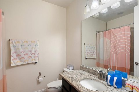 Adosado en venta en Sarasota, Florida, 3 dormitorios, 182.27 m2 № 2195300 - foto 29