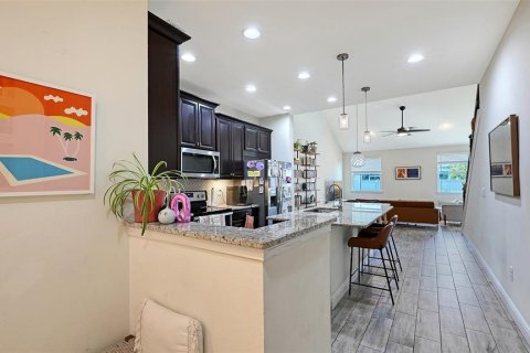 Adosado en venta en Sarasota, Florida, 3 dormitorios, 182.27 m2 № 2195300 - foto 5