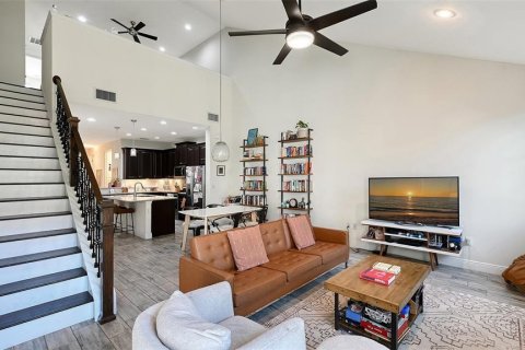 Adosado en venta en Sarasota, Florida, 3 dormitorios, 182.27 m2 № 2195300 - foto 4