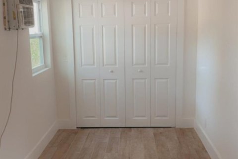 Casa en alquiler en Pompano Beach, Florida, 2 dormitorios, 80.45 m2 № 1178448 - foto 1