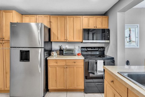 Condominio en venta en North Miami Beach, Florida, 1 dormitorio, 91.97 m2 № 2089215 - foto 15