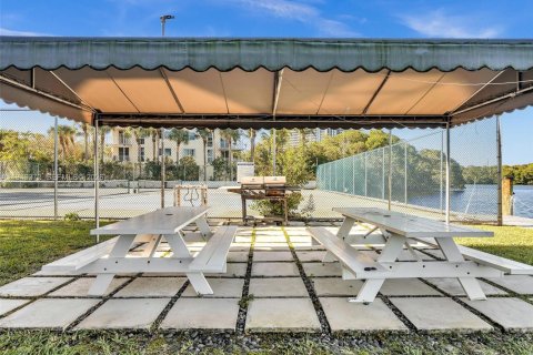 Condominio en venta en North Miami Beach, Florida, 1 dormitorio, 91.97 m2 № 2089215 - foto 4