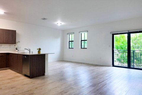 Condominio en venta en Miami, Florida, 3 dormitorios, 137.59 m2 № 1944958 - foto 6