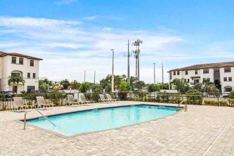 Condominio en venta en Miami, Florida, 3 dormitorios, 137.59 m2 № 1944958 - foto 20