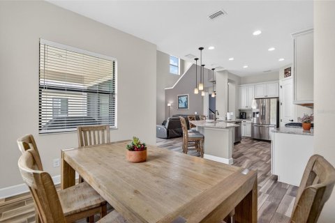 Villa ou maison à vendre à Odessa, Floride: 4 chambres, 267.56 m2 № 2149451 - photo 24