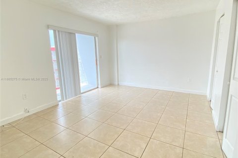 Copropriété à louer à Hialeah, Floride: 1 chambre, 58.06 m2 № 1957773 - photo 9