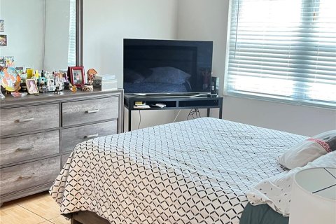 Condo in Altamonte Springs, Florida, 2 bedrooms  № 2098822 - photo 16