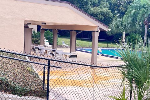 Condo in Altamonte Springs, Florida, 2 bedrooms  № 2098822 - photo 8
