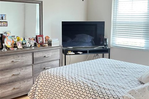 Condo in Altamonte Springs, Florida, 2 bedrooms  № 2098822 - photo 3