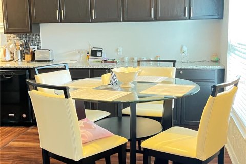 Condo in Altamonte Springs, Florida, 2 bedrooms  № 2098822 - photo 21